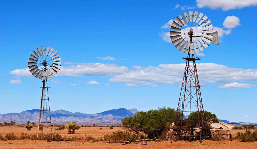 4WD Tag Along Tours & Outback Adventure Pindan 4WD Tours and Training